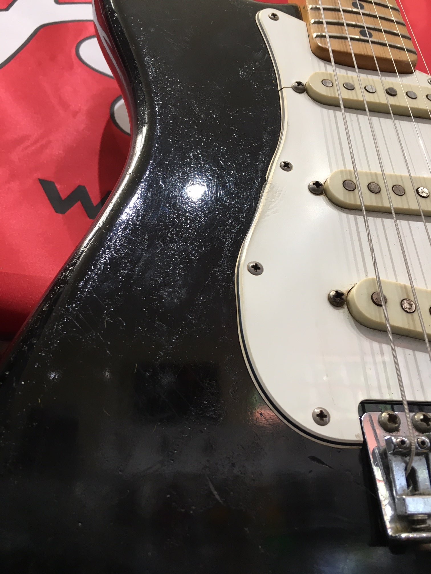 Vintage 1974 Fender Stratocaster w/ original case