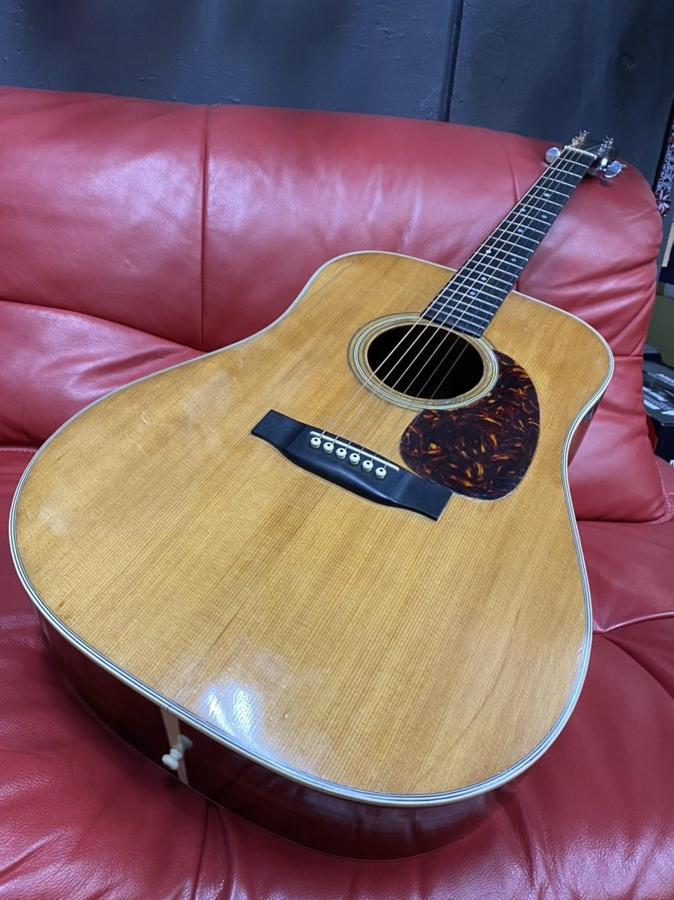 Martin D28