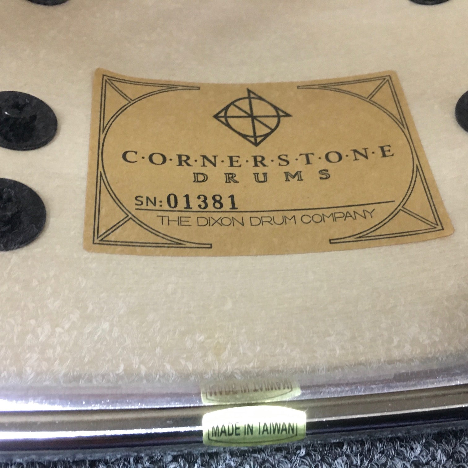 Dixon Cornerstone Series American Red Gum Snare Drum in Gloss Natural - 14 x 6.5" Play Dixon, A Sound Choice!