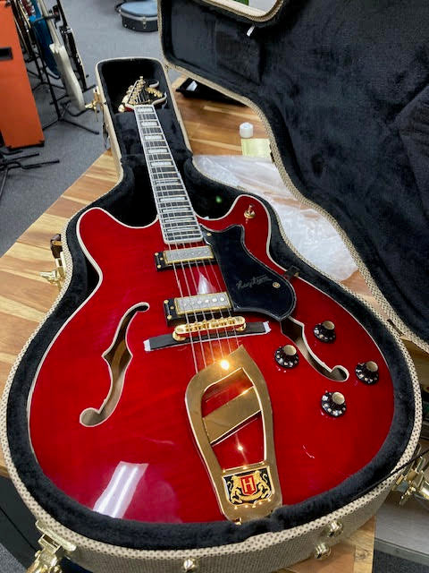 Hagstrom 67’ Viking II Semi-Hollow Guitar in Wild Cherry Transparent Rock 'n' Roll History