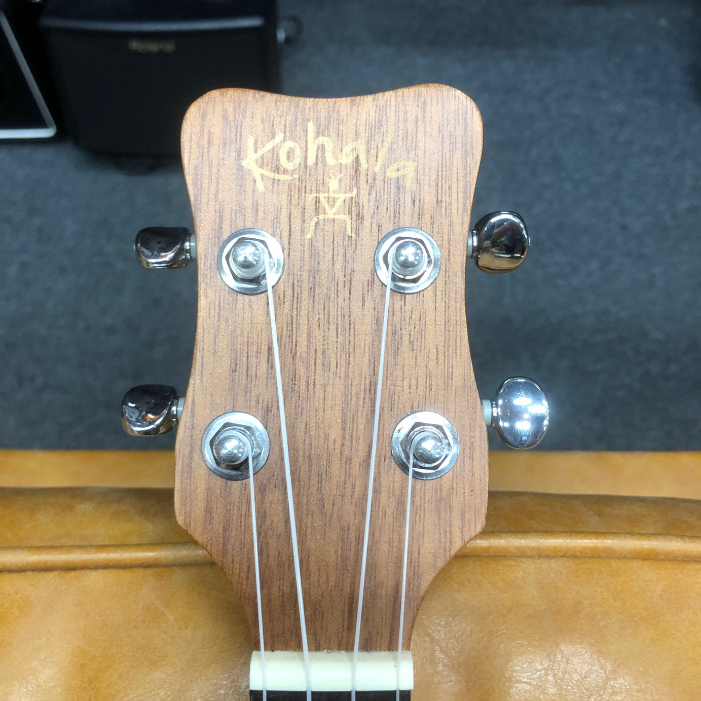 Kohala Akamai Series Tenor Ukulele in Natural Satin Finish