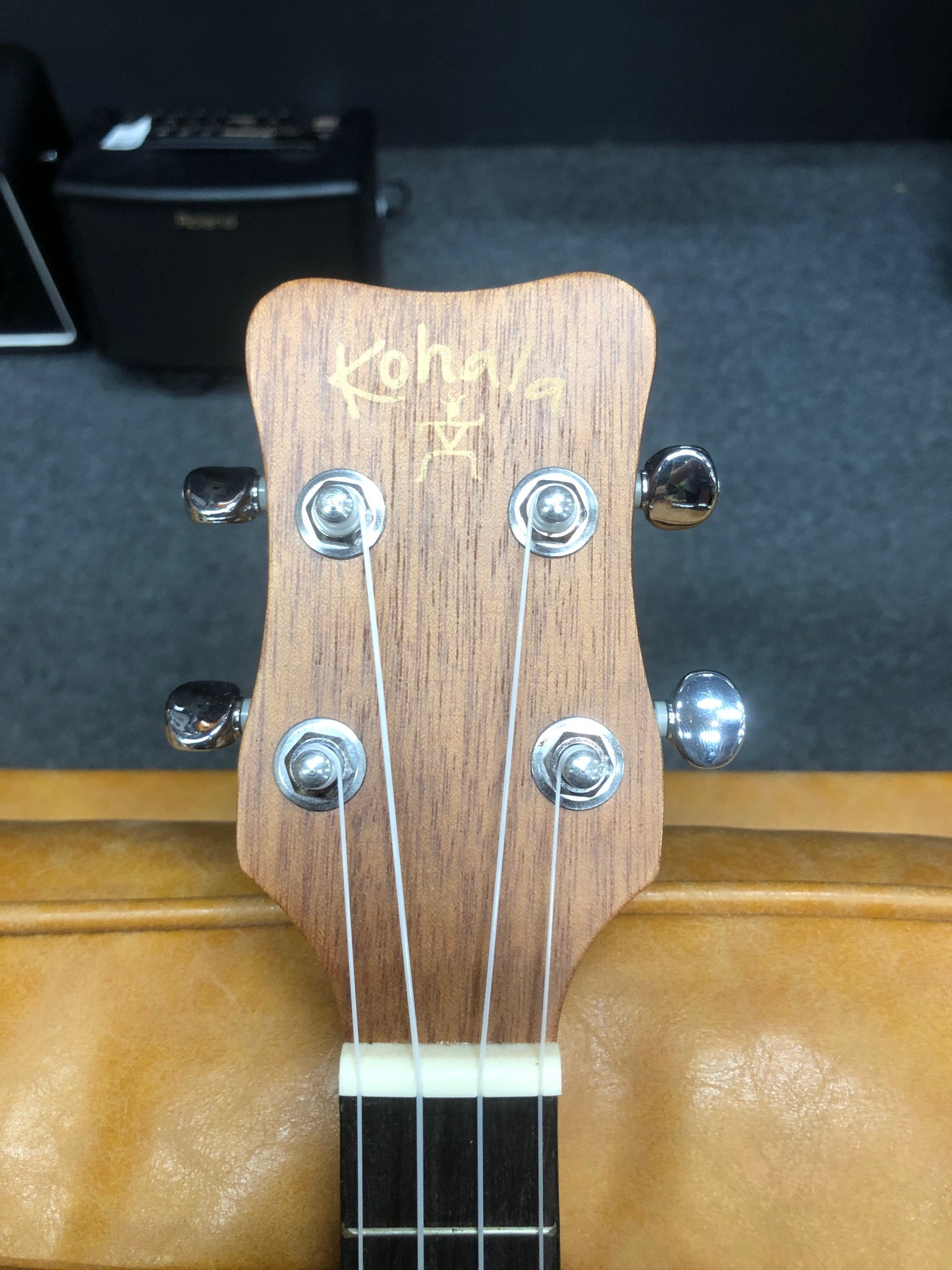 Kohala Akamai Series Tenor Ukulele in Natural Satin Finish