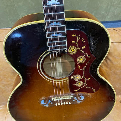 SOLD Vintage Gibson J200 1963 w/ hardcase