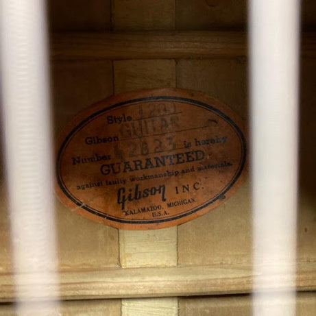 SOLD Vintage Gibson J200 1963 w/ hardcase