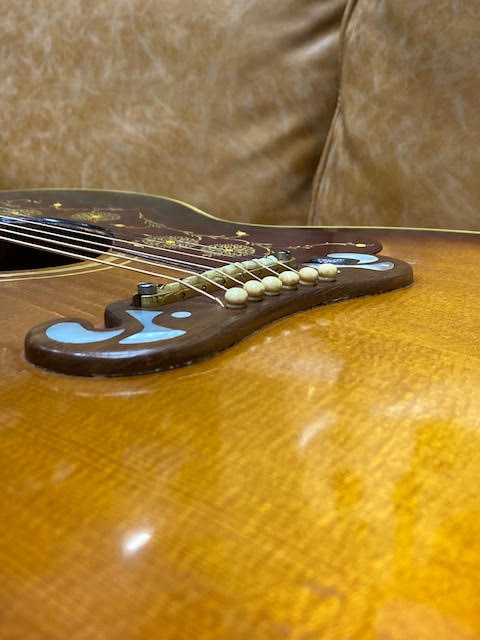 SOLD Vintage Gibson J200 1963 w/ hardcase