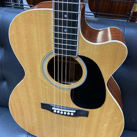 Custom Stephen Treloar OM18CE acoustic electric guitar w/case