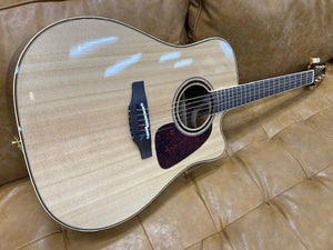 Takamine Pro Series 4 Dreadnought AC/EL Guitar with Cutaway in Natural Gloss Finish