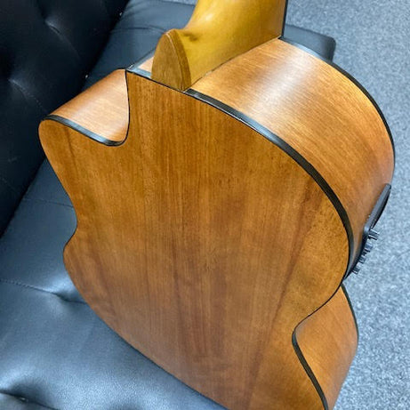 Valencia VC304CE classical acoustic electric guitar